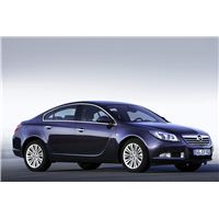 2012-Opel-Insignia-3 SHIRITORI.jpg